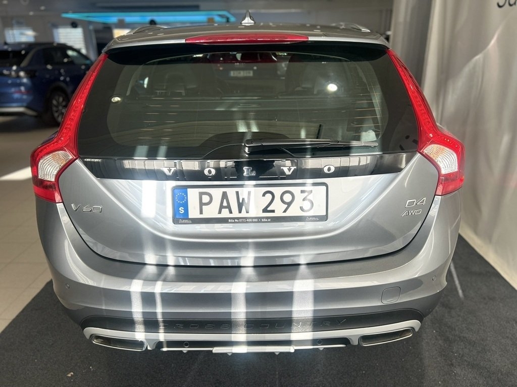Volvo V60 D4 2017, bild 6/10
