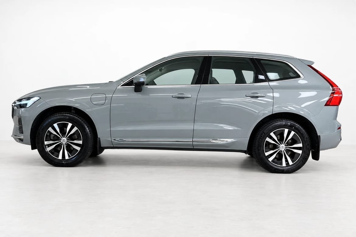 Volvo XC60 T6 Core Nordic Edition 2025, bild 2/10