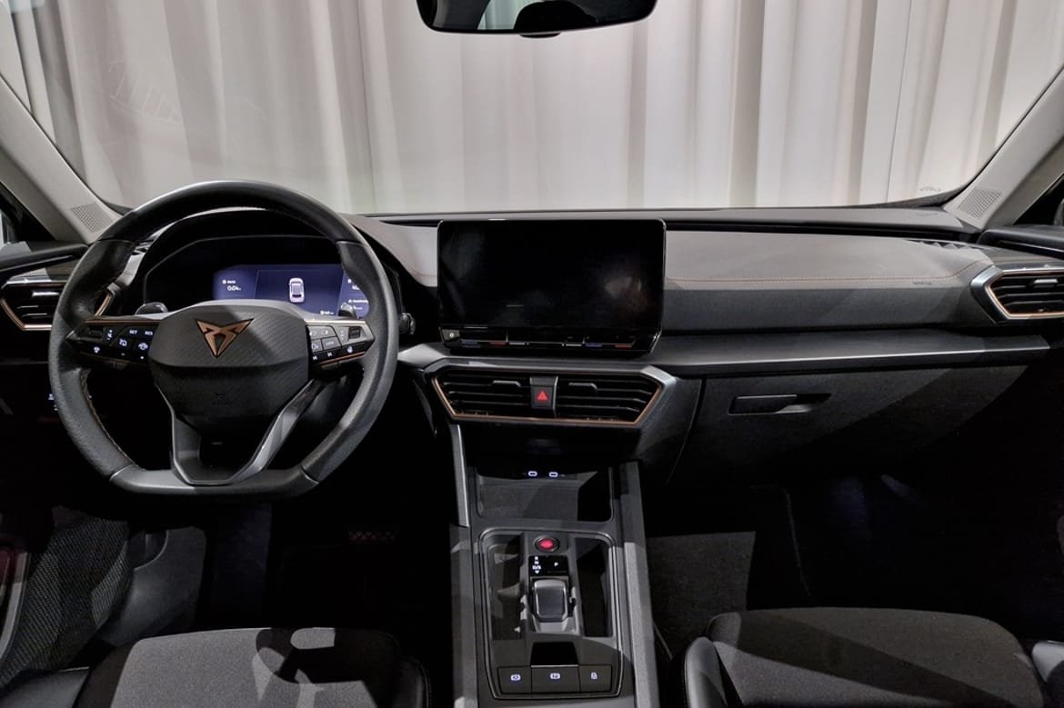 Cupra Formentor 1.5 TSI 2023, bild 7/10