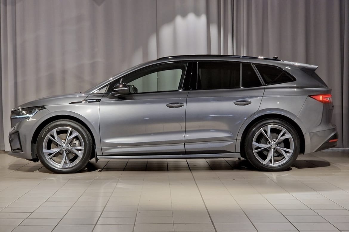 Skoda Enyaq 80x Sportline 2023, bild 2/10