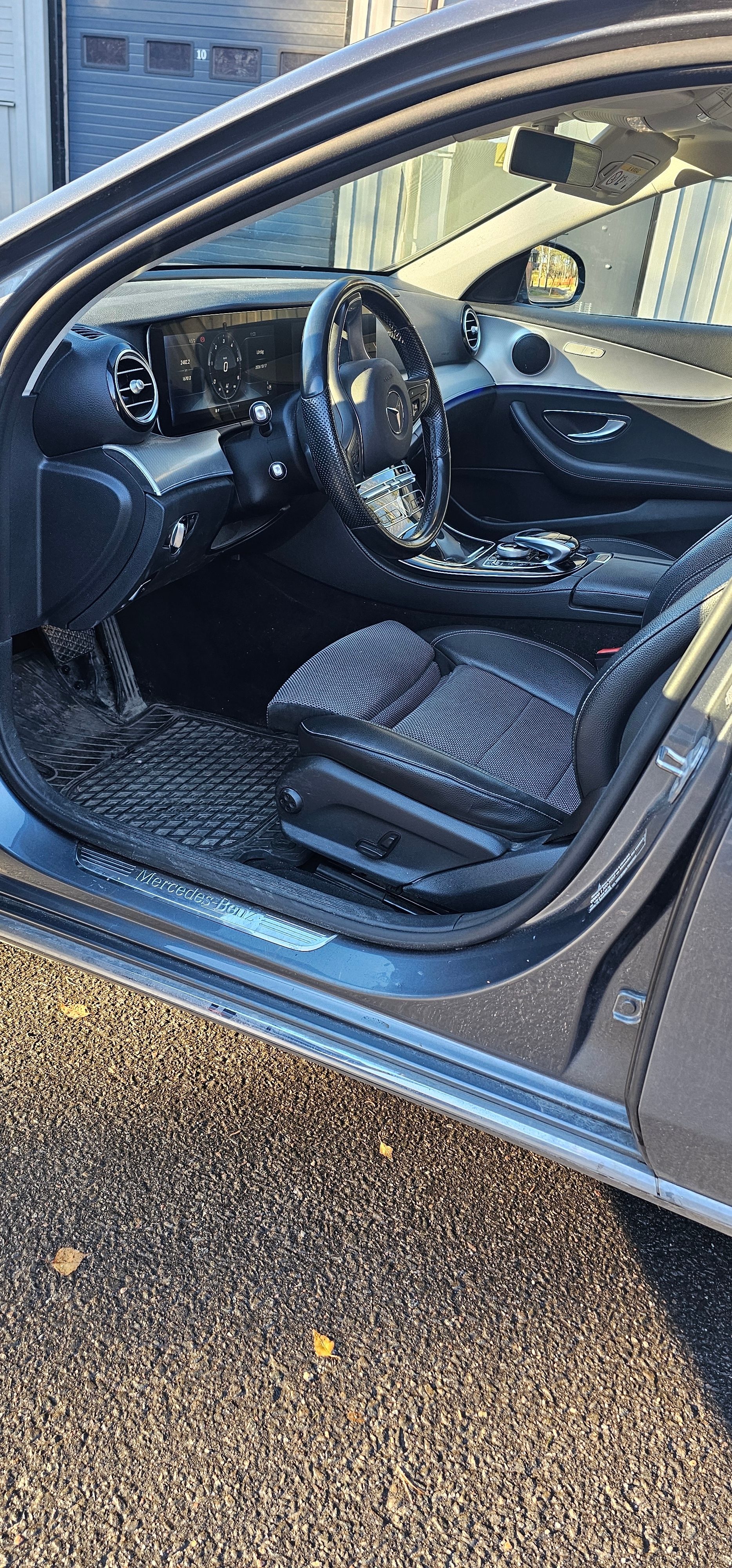 Mercedes-Benz E 220 d 2017, bild 4/4