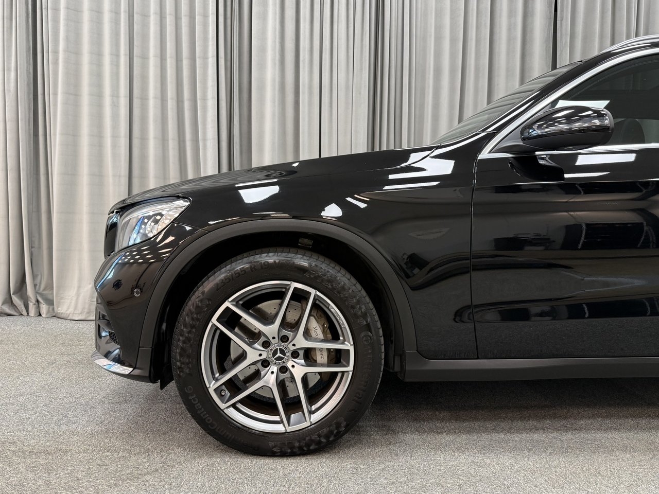 Mercedes-Benz GLC 220 d AMG 2018, bild 4/10