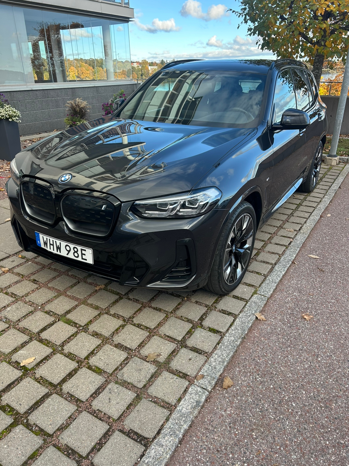 BMW iX3 2022, bild 2/7