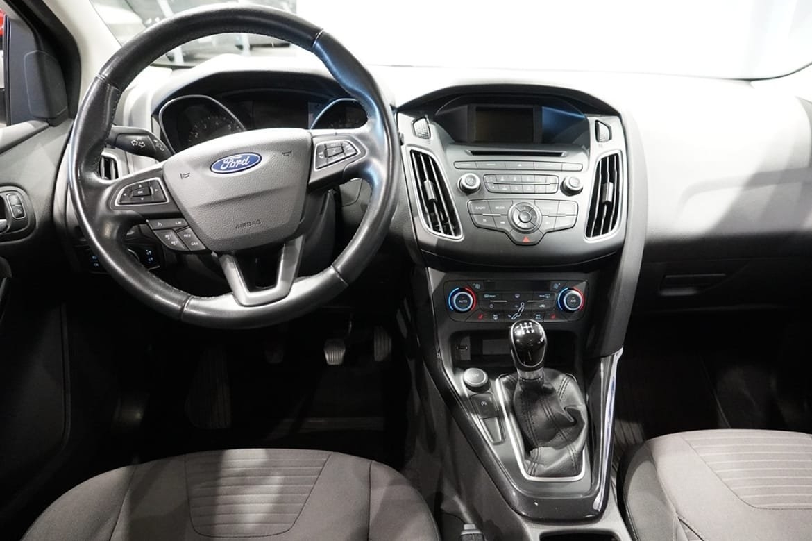 Ford Focus 1.0 EcoBoost 2017, bild 6/7