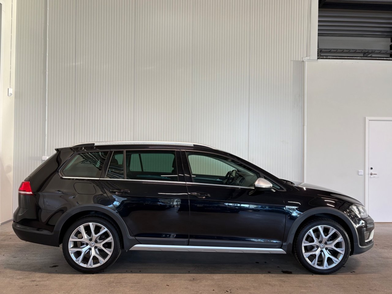 Volkswagen Golf 2.0 TDI 2016, bild 2/10
