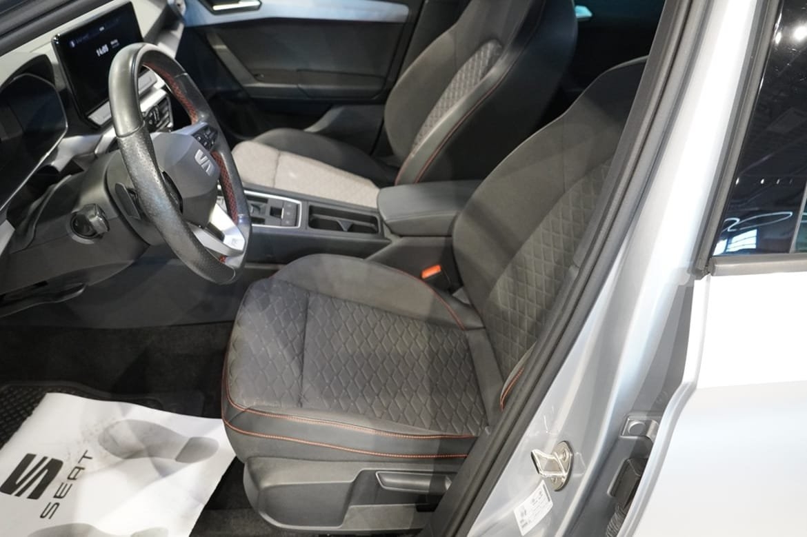 Seat Leon 1.4 e-HYBRID 2021, bild 4/10