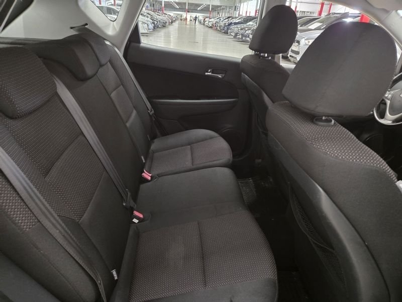 Hyundai i30 1.6 CRDi 2010, bild 5/10