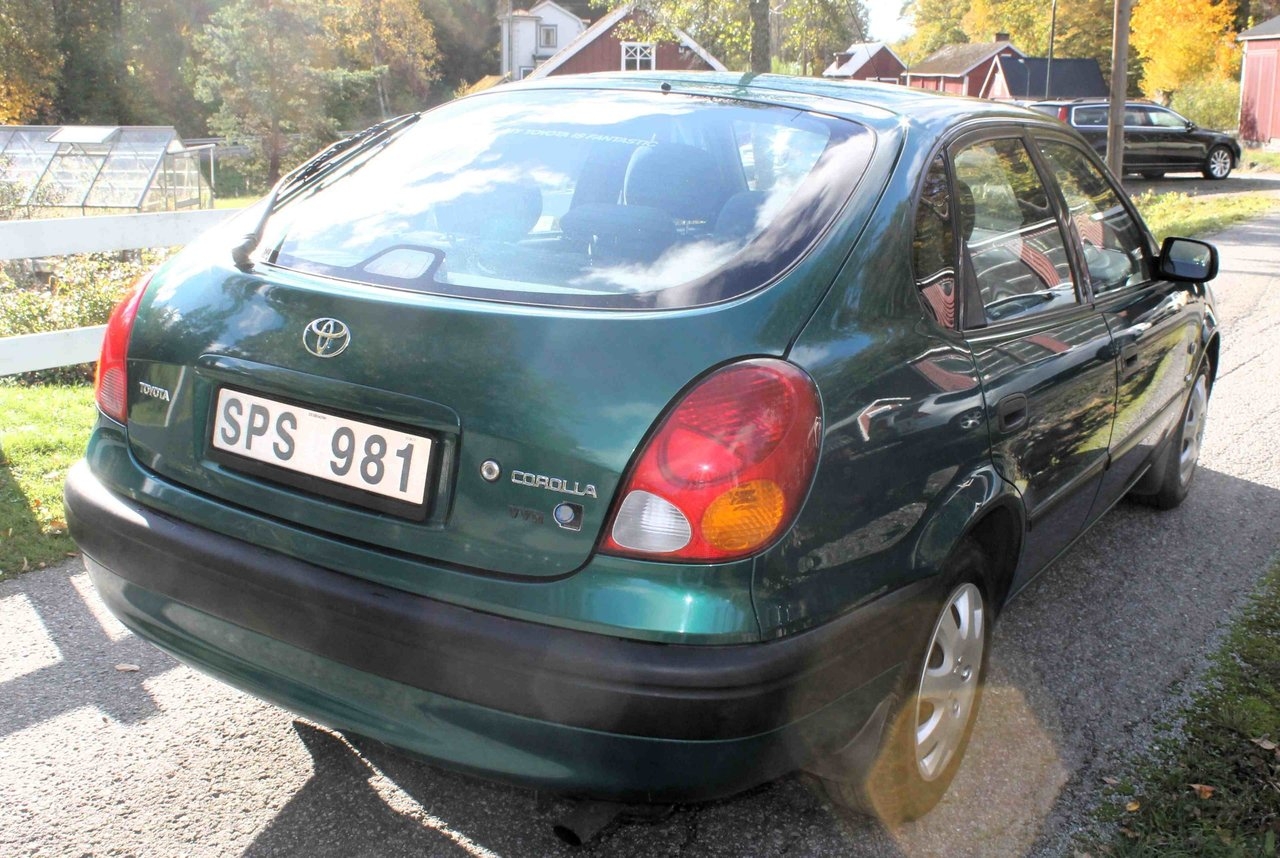 Toyota Corolla 1.4 2001, bild 2/4