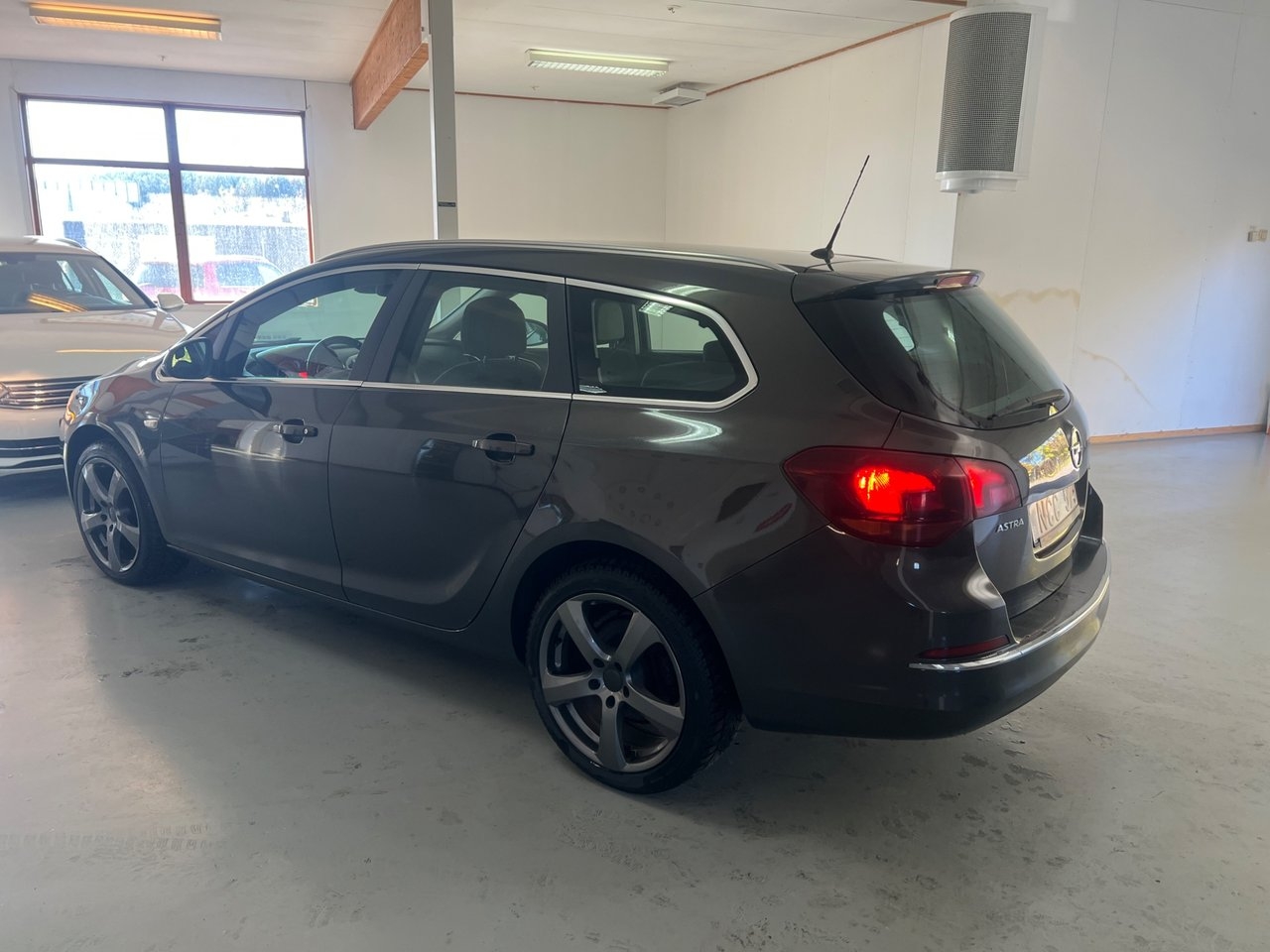 Opel Astra 1.7 CDTI Sport 2013, bild 5/10