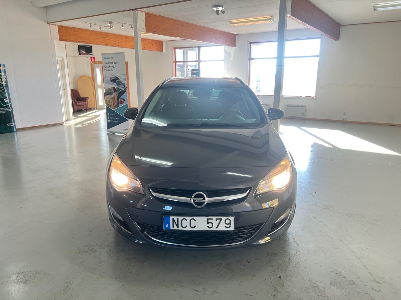 Opel Astra 1.7 CDTI Sport 2013, bild 2/10