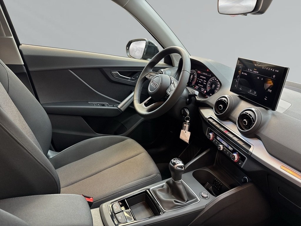 Audi Q2 30 TFSI Proline 2025, bild 6/9