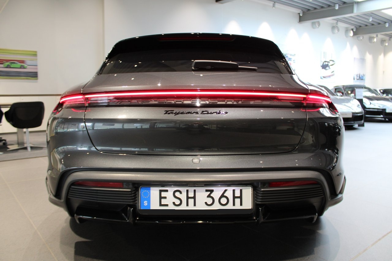 Porsche Taycan 2021, bild 6/10