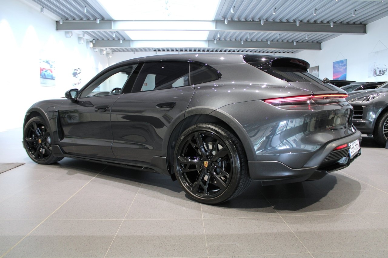Porsche Taycan 2021, bild 2/10