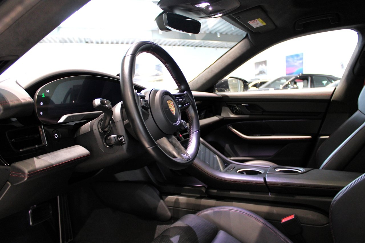 Porsche Taycan 2021, bild 3/10