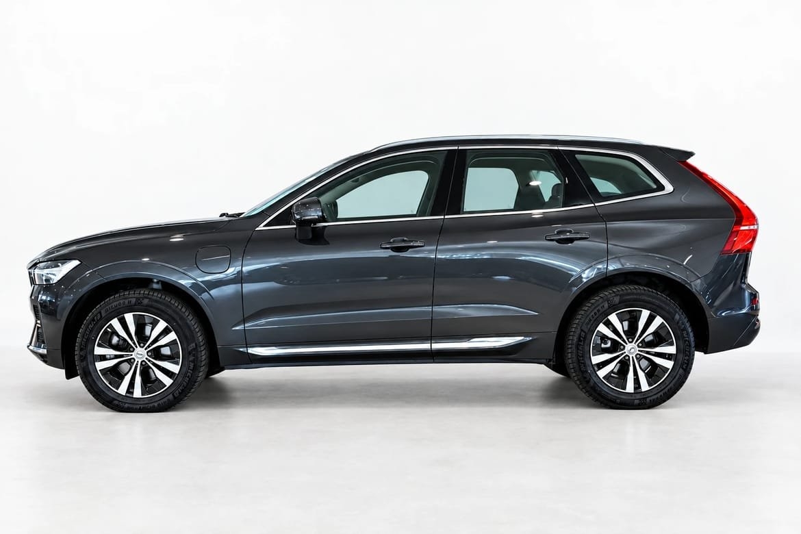 Volvo XC60 T6 Core Special Edition 2025, bild 3/10