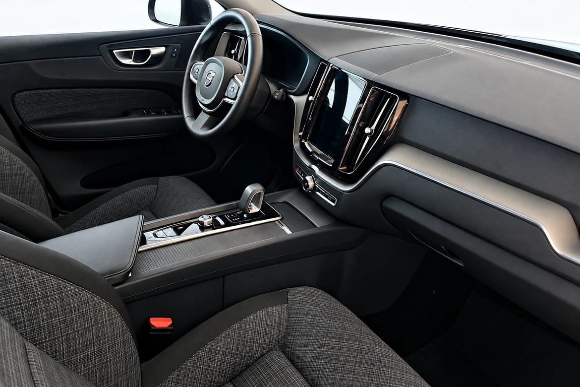 Volvo XC60 T6 Core Special Edition 2025, bild 5/10