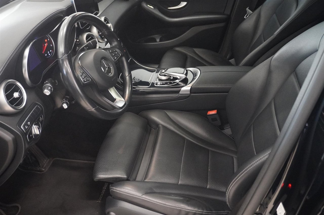Mercedes-Benz GLC 2019, bild 2/10