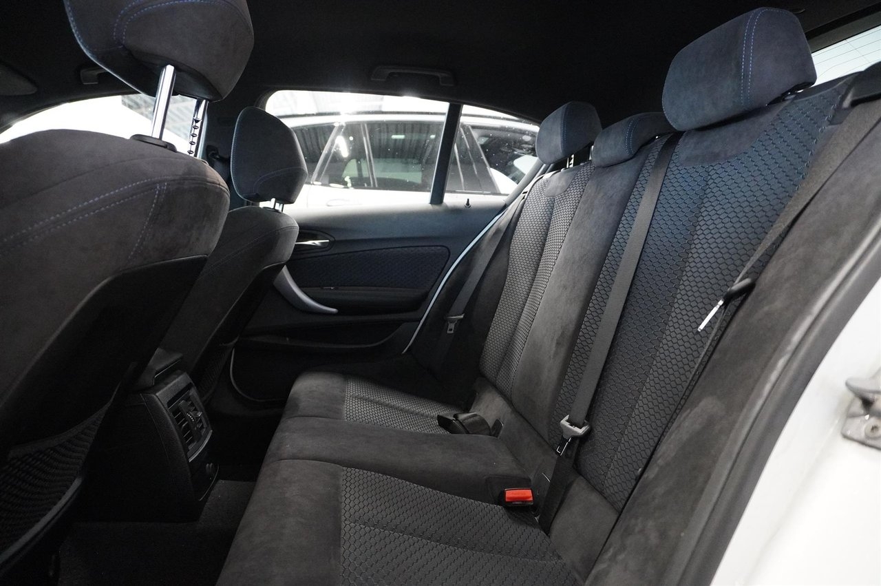 BMW 118d M Sport 2017, bild 6/10