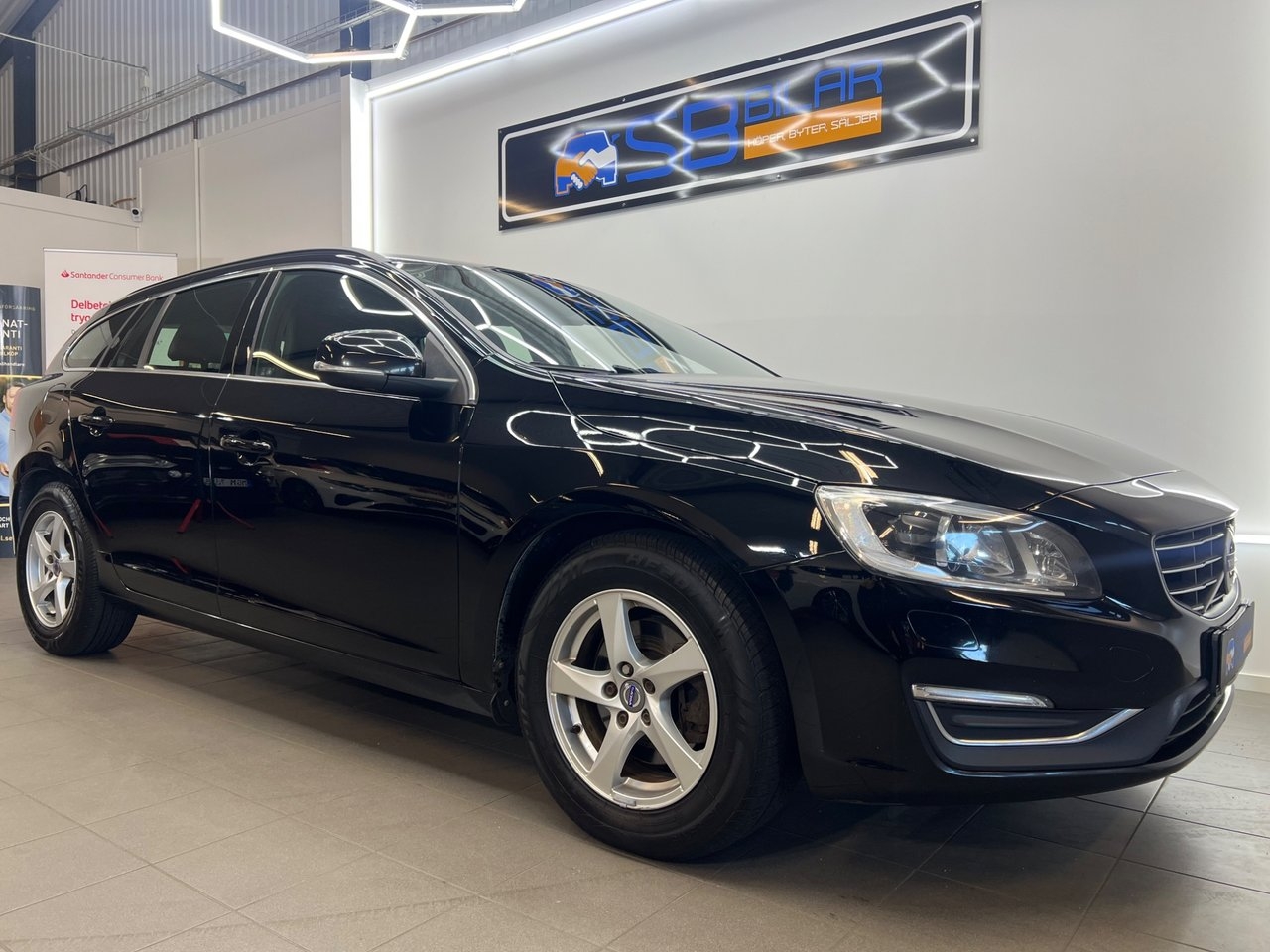 Volvo V60 D4 Momentum 2016, kuva 7/10
