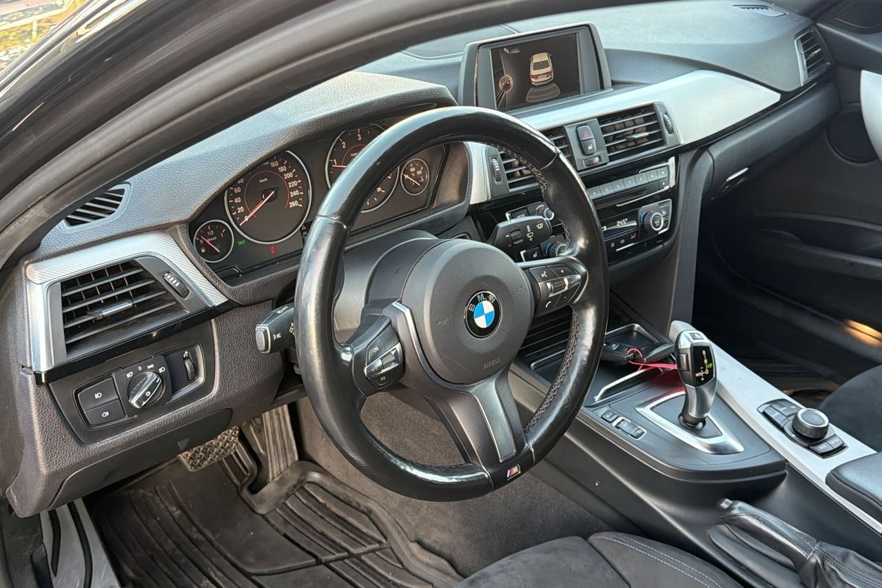 BMW 320d M Sport 2016, bild 6/10