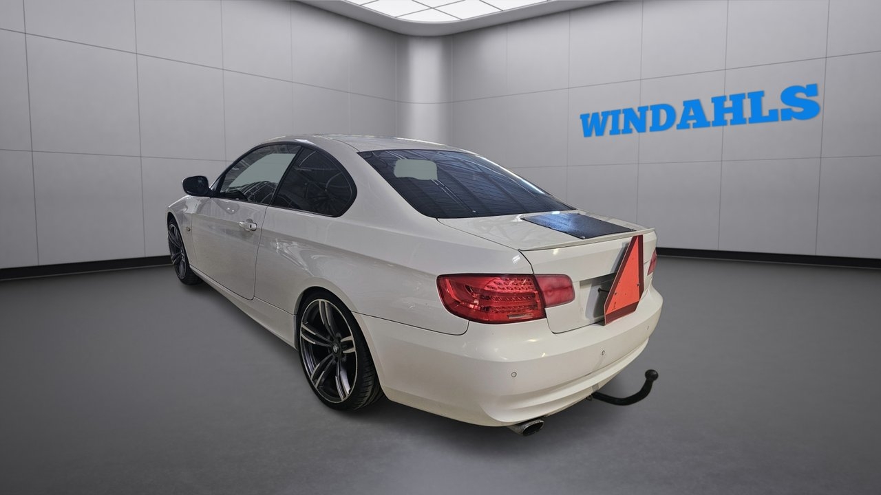 BMW 320 2010, bild 3/5