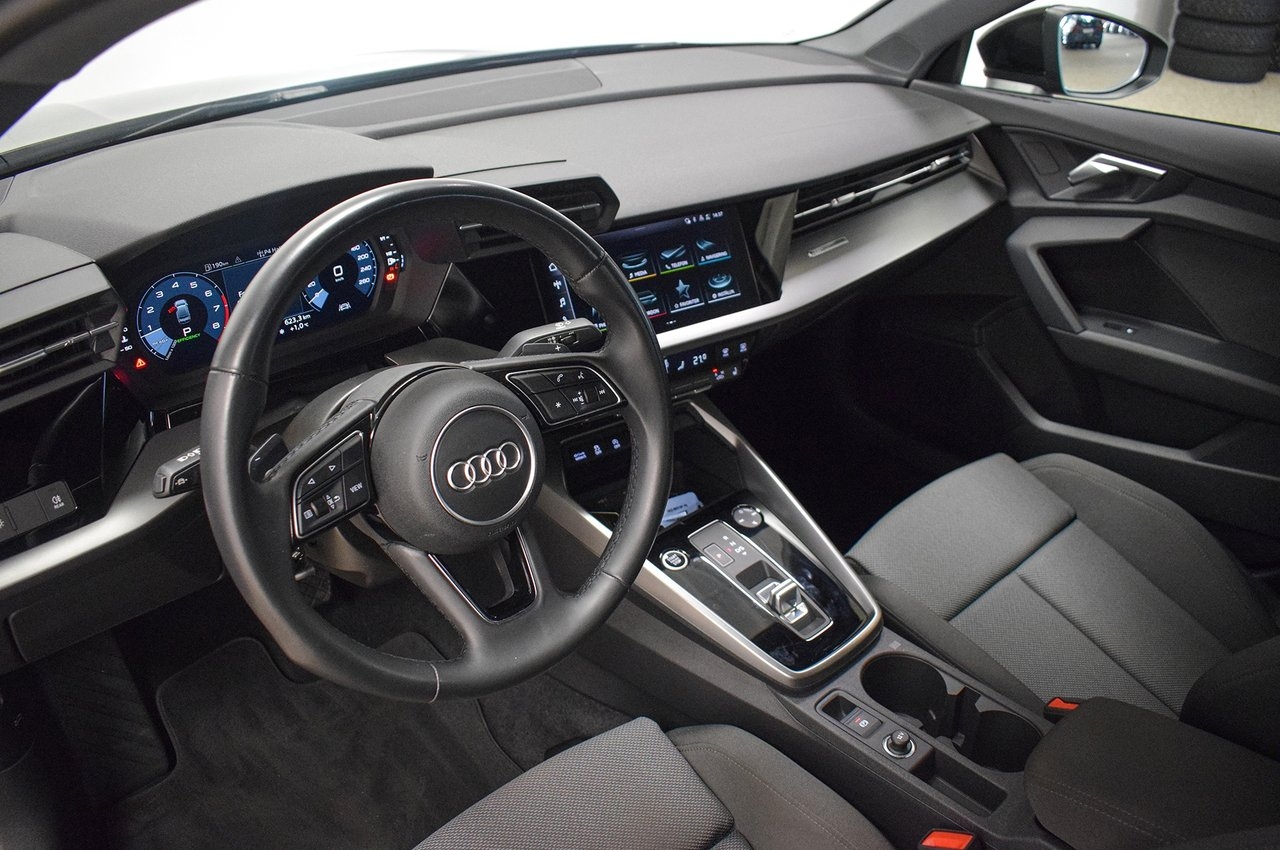 Audi A3 35 TFSI Proline 2023, bild 7/10