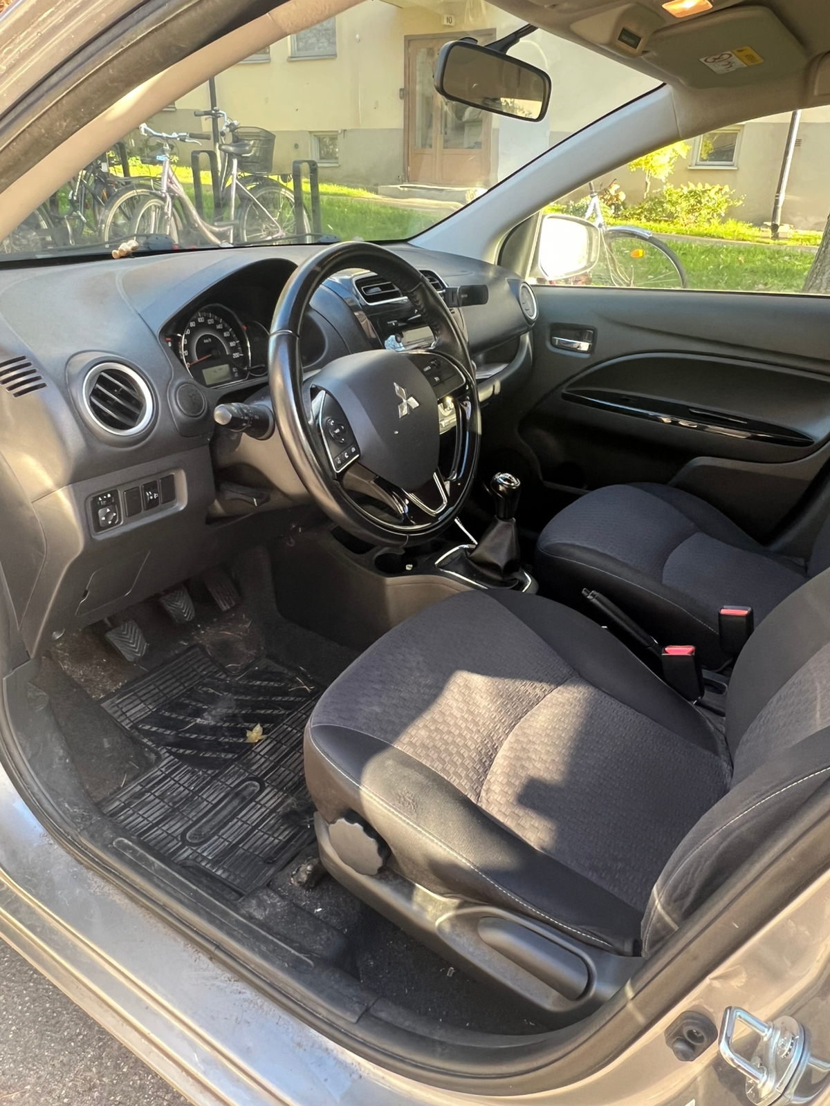 Mitsubishi Space Star 1.2 2017, bild 3/4