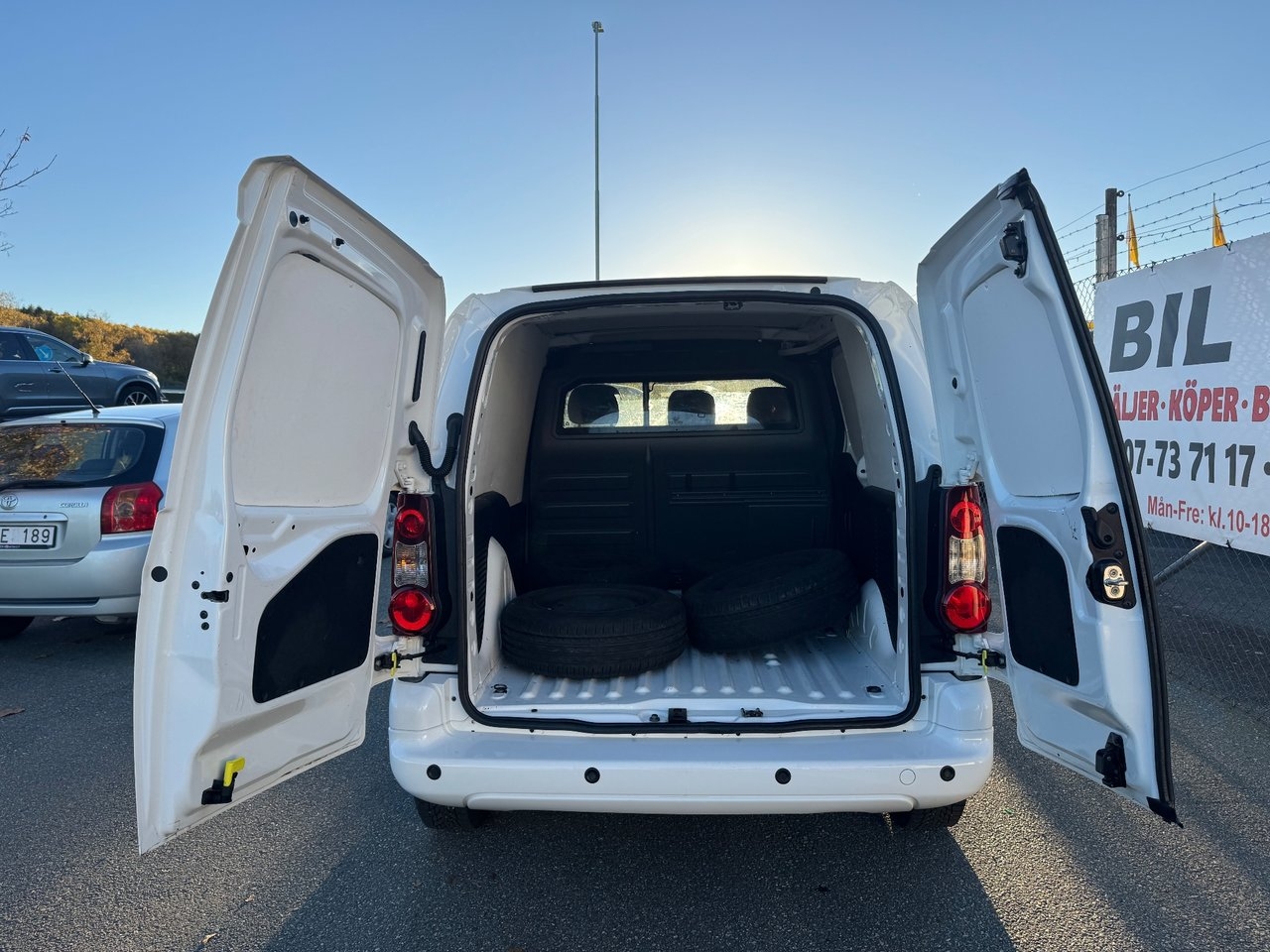 Peugeot Partner BlueHDi 100 2017, bild 7/7