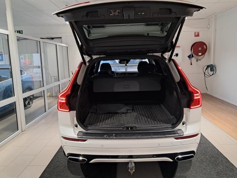 Volvo XC60 B4 Diesel R Design 2020, bild 7/7