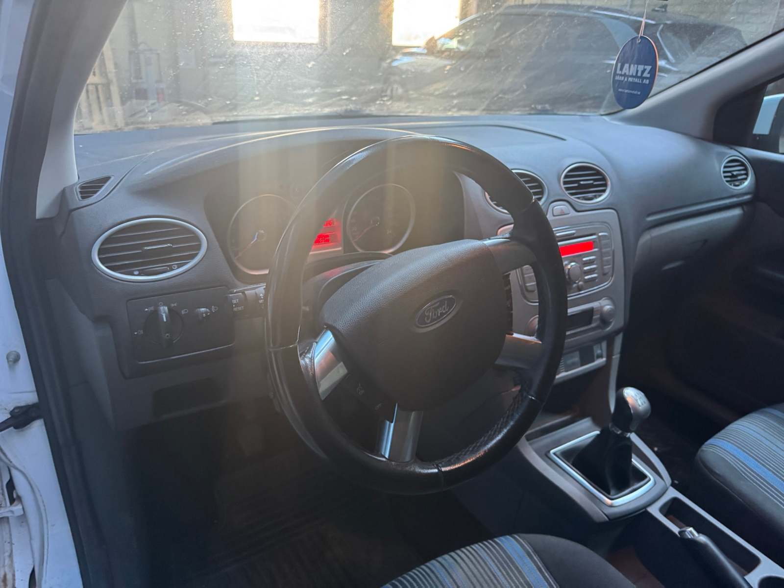 Ford Focus 1.8 2008, bild 7/9