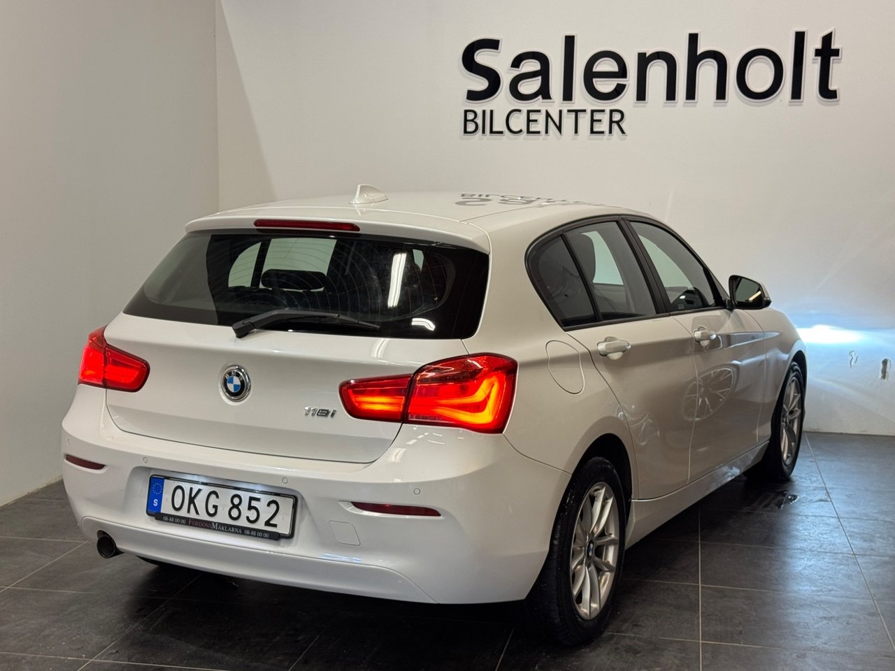 BMW 118i Advantage 2017, bild 5/10