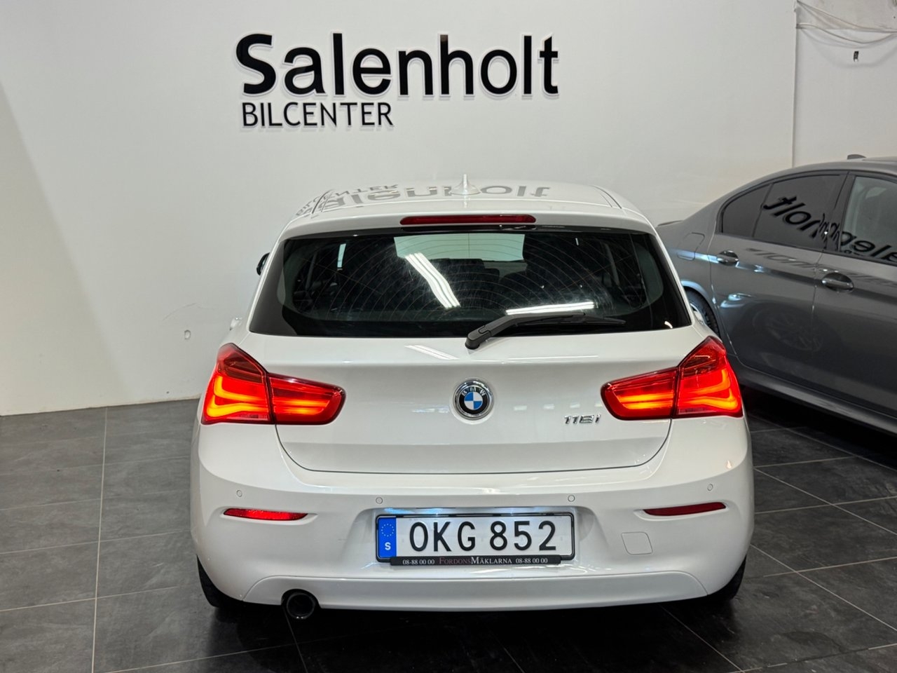 BMW 118i Advantage 2017, bild 7/10
