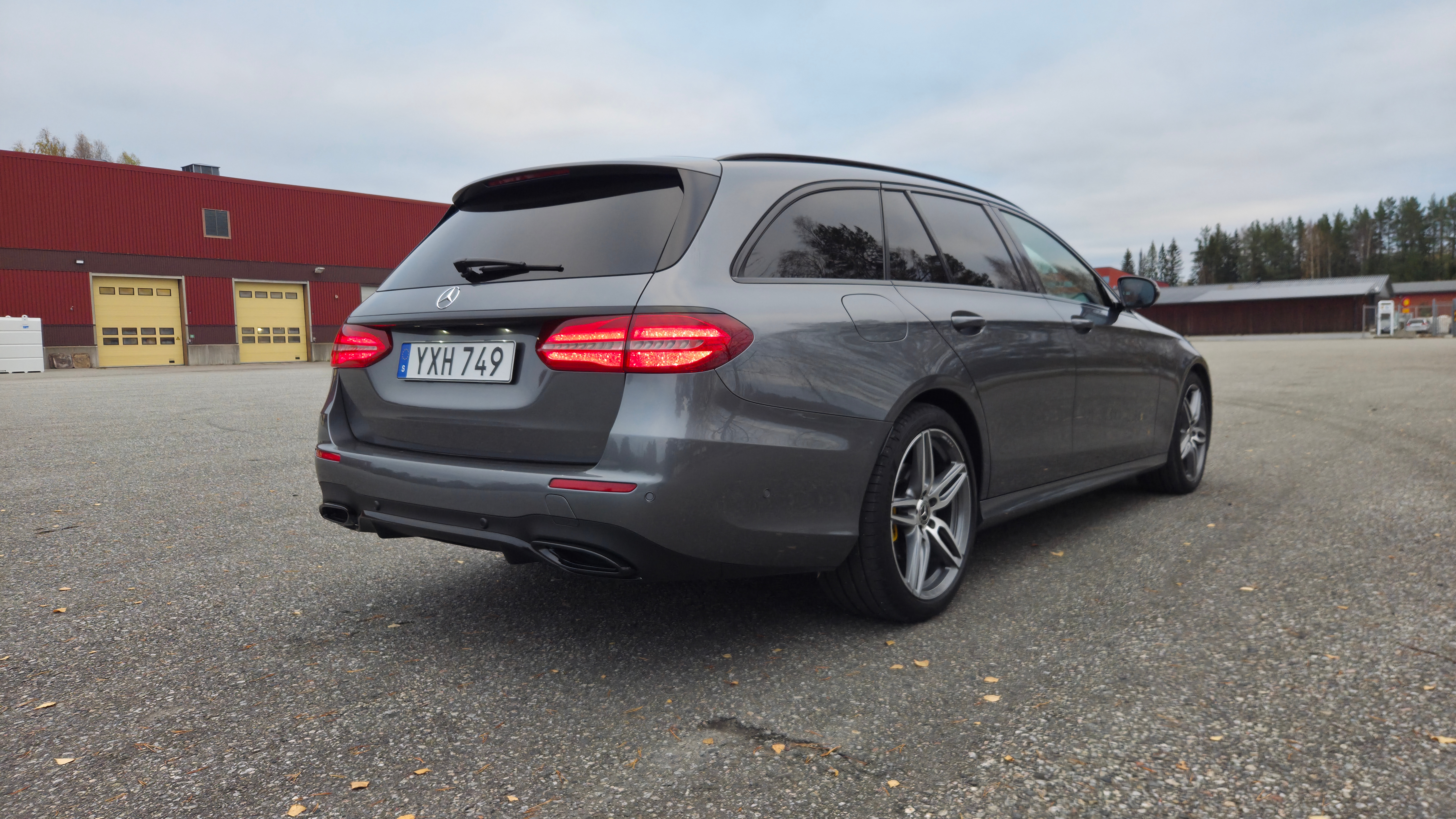 Mercedes-Benz E 220 d 2019, photo 4/10