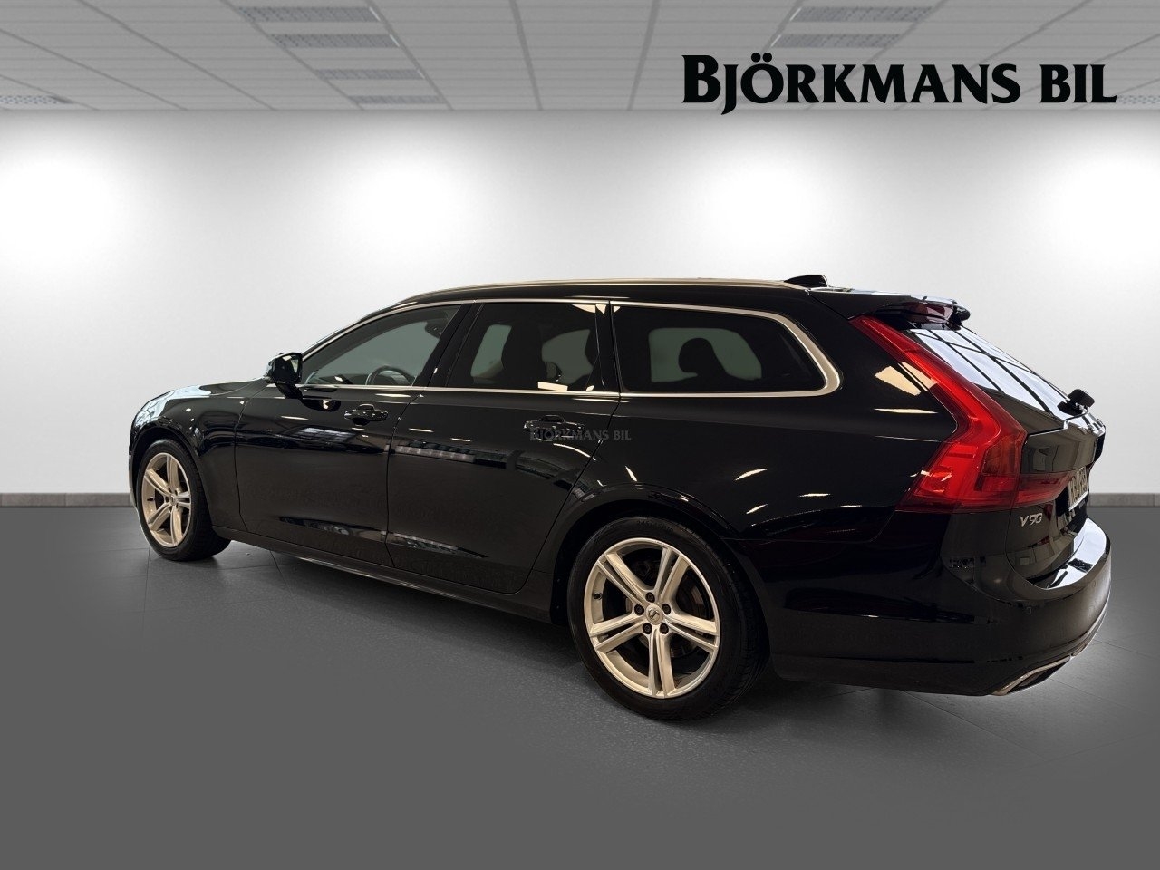 Volvo V90 D3 Momentum 2019, bild 6/10