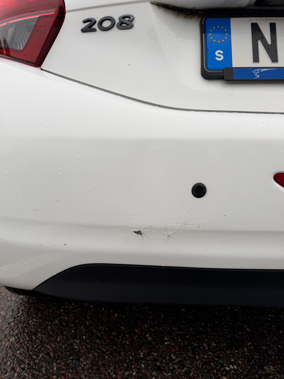 Peugeot 208 1.6 BlueHDi 100 2016, bild 8/8
