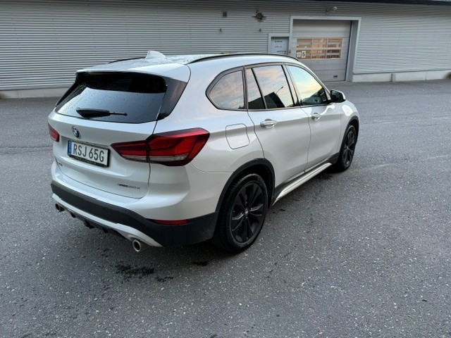 BMW X1 20d Sport Line 2022, bild 4/8