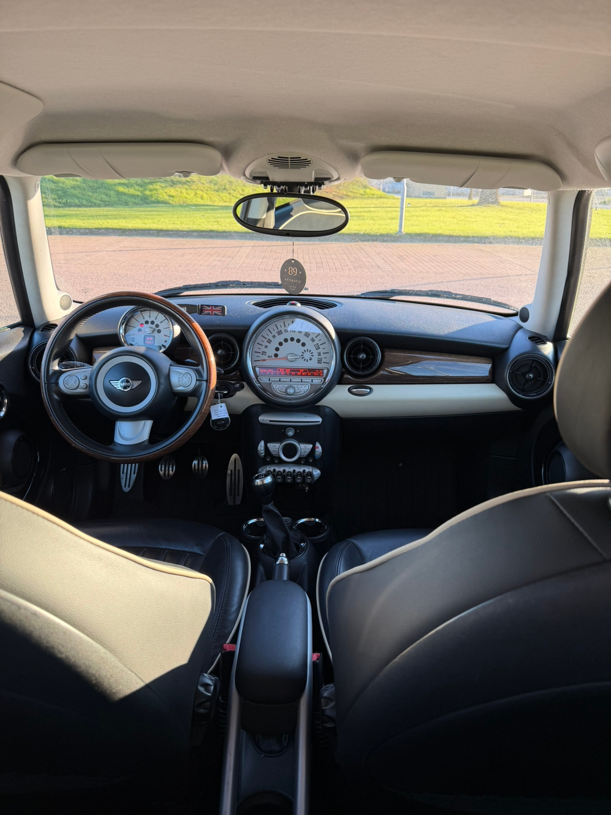 MINI Cooper 2009, bild 3/6