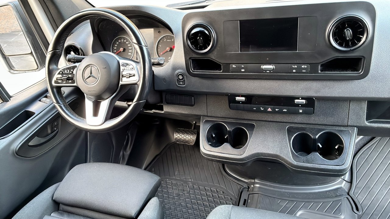 Mercedes-Benz Sprinter 2023, bild 4/10