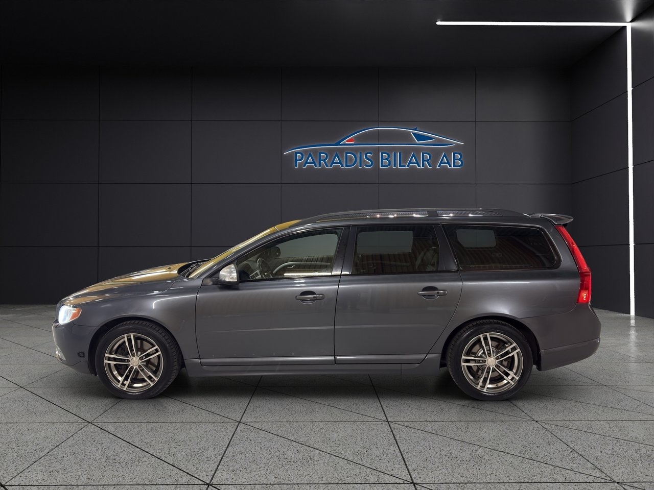 Volvo V70 2.5FT R Design 2011, bild 2/10