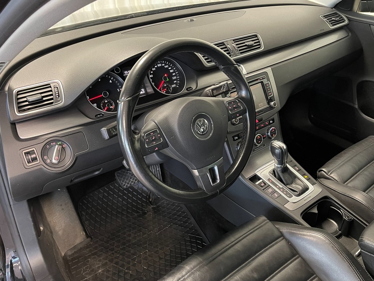 Volkswagen Passat 2.0 TDI R-Line 2014, bild 7/10