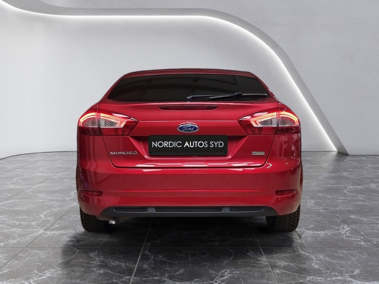 Ford Mondeo 1.6 EcoBoost 2014, bild 5/10