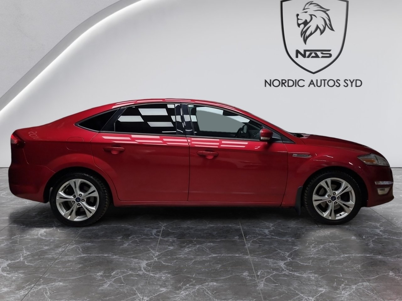 Ford Mondeo 1.6 EcoBoost 2014, bild 7/10