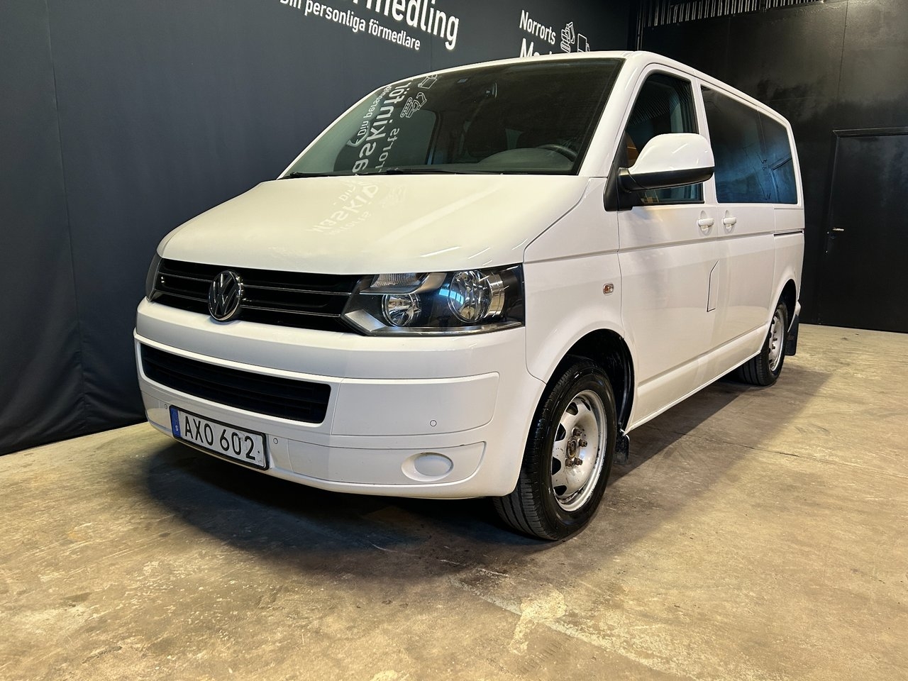Volkswagen Caravelle 2.0 TDI 2015, bild 2/10