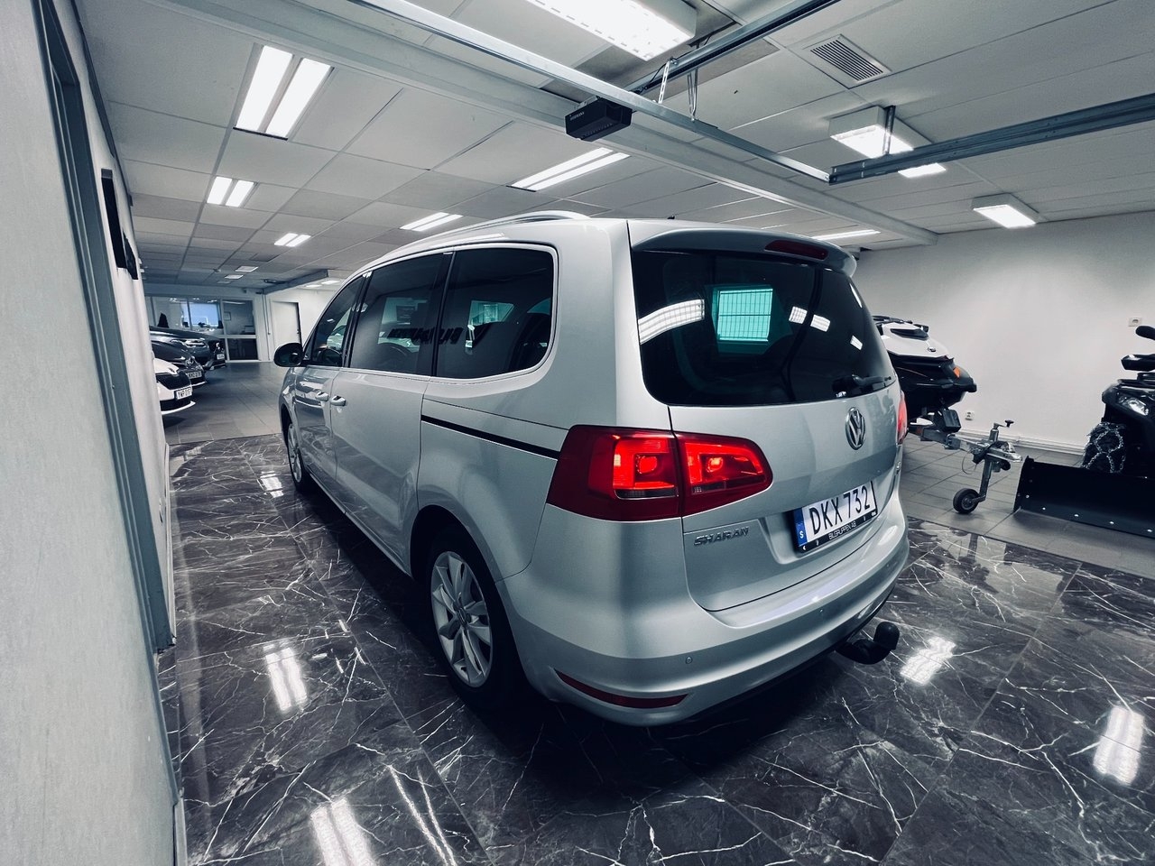 Volkswagen Sharan 2.0 TDI SCR 2015, bild 6/10