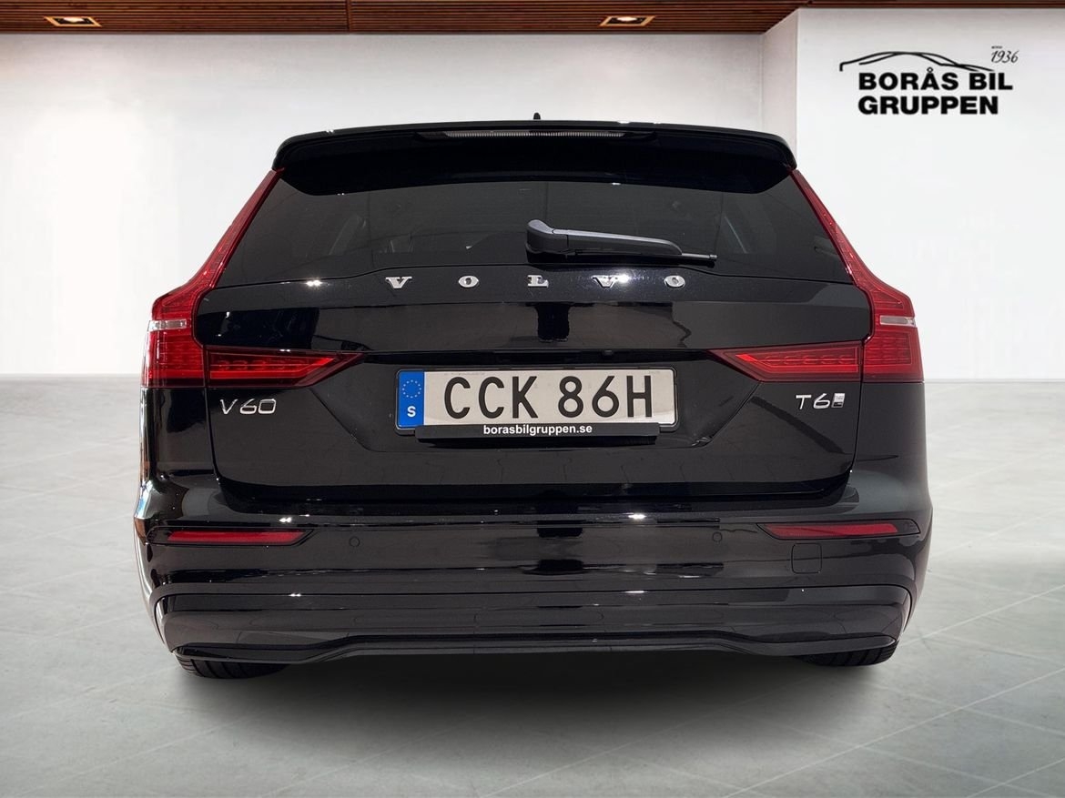Volvo V60 Plus Dark Edition 2025, bild 7/10
