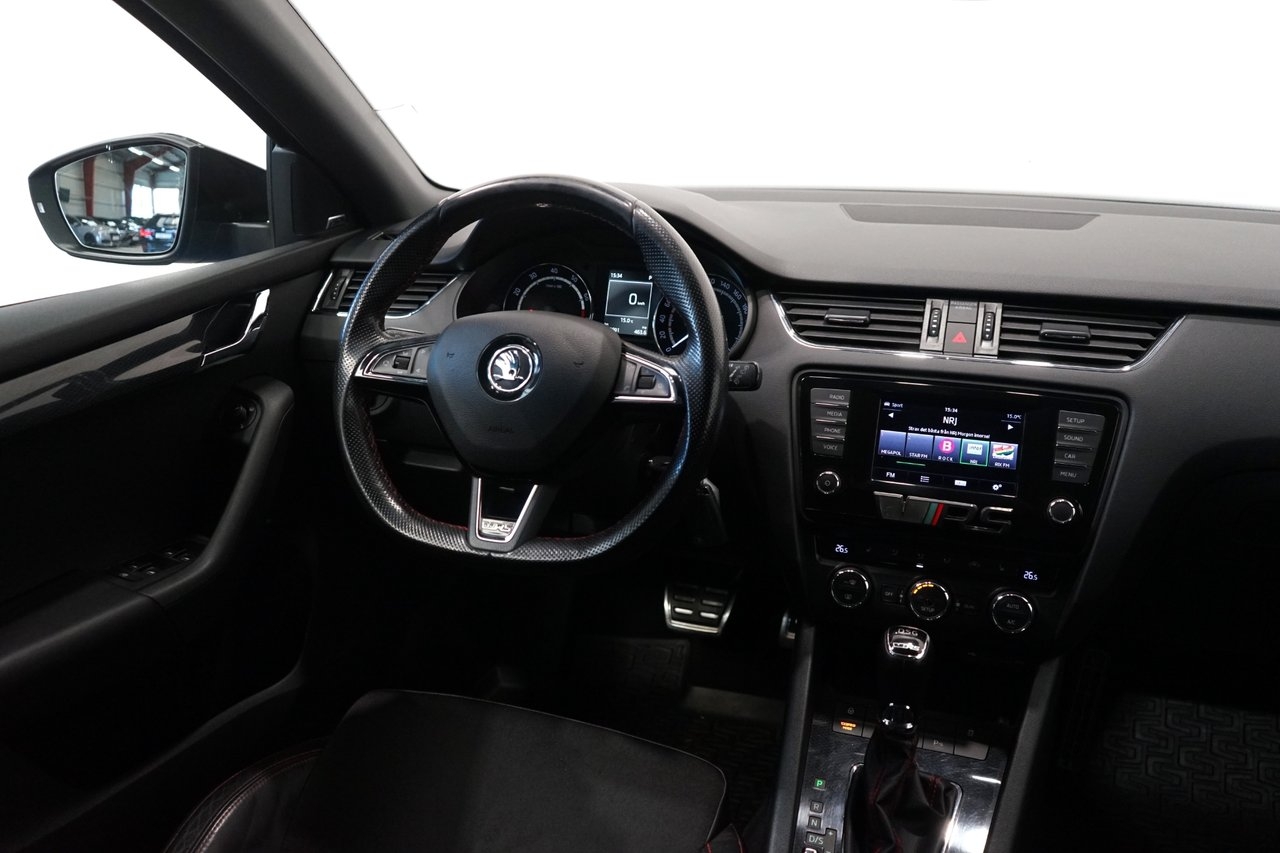 Skoda Octavia RS 220 2015, bild 5/10