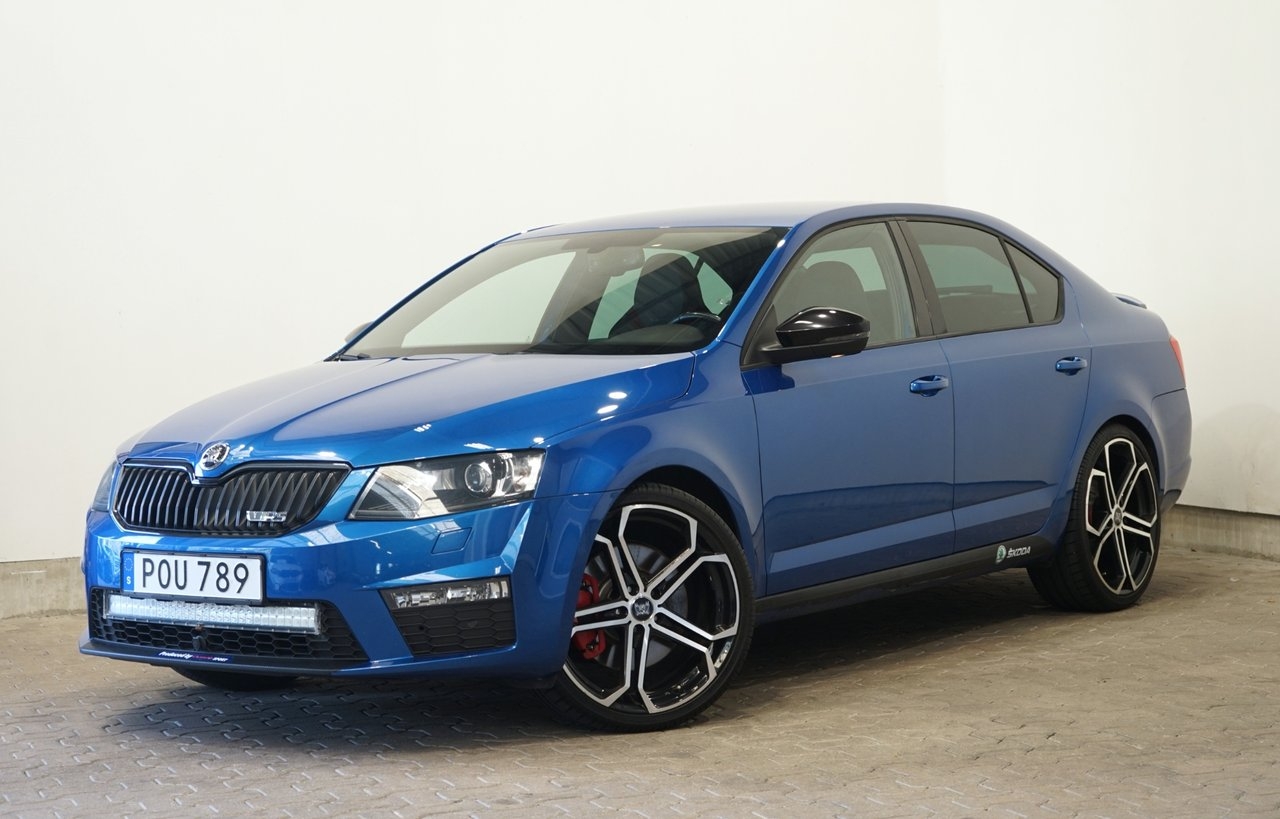 Skoda Octavia RS 220 2015, bild 2/10