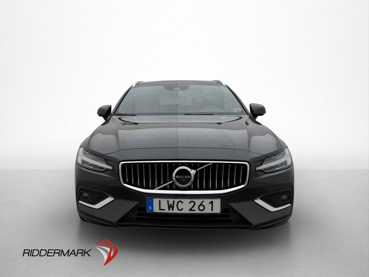 Volvo V60 D4 Inscription 2019, kuva 2/10