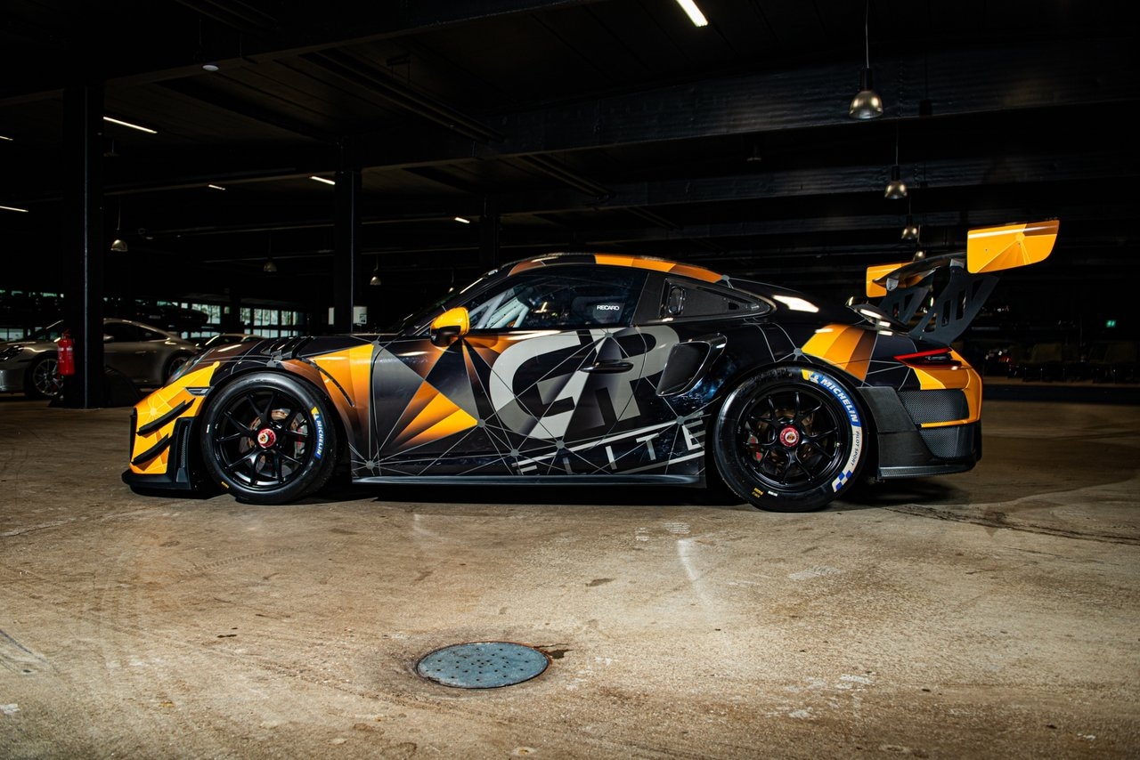Porsche 911 GT2 RS 2018, bild 6/10