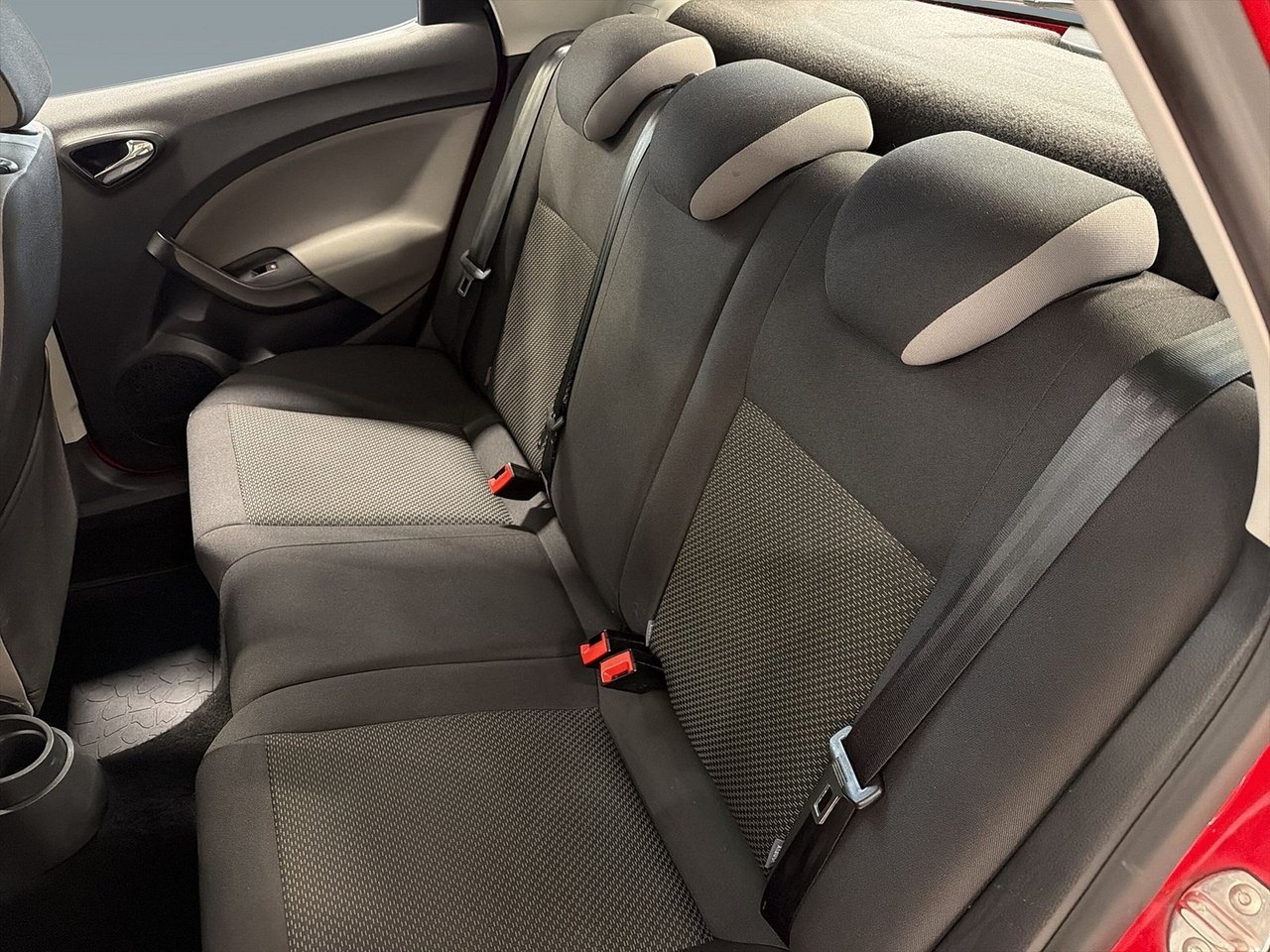 Seat Ibiza 1.2 TSI Style 2017, bild 6/8